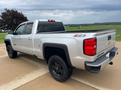 Used 2016 Chevrolet Silverado 1500 4WD Double Cab LT Z71 at Rooster Auto Sales near Vinton, IA