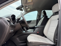 Used 2023  Chevrolet Equinox FWD 4dr LS w&sol;1LS at Rooster Auto Sales near Vinton&comma; IA