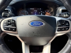 Used 2021  Ford Explorer Limited 4WD at Rooster Auto Sales near Vinton&comma; IA