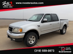 Used 2001  Ford F-150 4WD SuperCrew XLT at Rooster Auto Sales near Vinton&comma; IA
