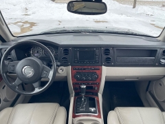 Used 2007  Jeep Commander 4d SUV 4WD Limited HEMI at Rooster Auto Sales near Vinton, IA