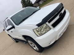 Used 2008 Chevrolet Tahoe 4d SUV 4WD LTZ at Rooster Auto Sales near Vinton, IA