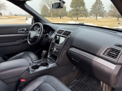 Used 2018  Ford Explorer 4d SUV 4WD Sport at Rooster Auto Sales near Vinton&comma; IA