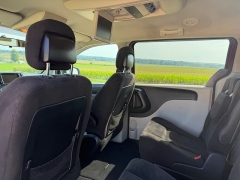 Used 2014  Dodge Grand Caravan 4d Wagon SXT 30th Anniversary at Rooster Auto Sales near Vinton&comma; IA
