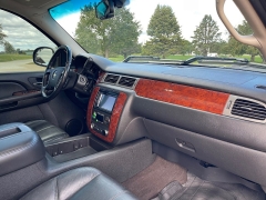 Used 2009 Chevrolet Silverado 1500 4WD Crew Cab LTZ at Rooster Auto Sales near Vinton, IA