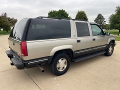 Used 1999 GMC Suburban 1500 SUV 4WD SLT at Rooster Auto Sales near Vinton, IA