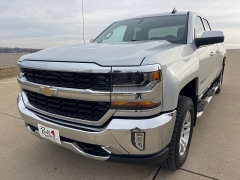 Used 2016  Chevrolet Silverado 1500 4WD Double Cab LT at Rooster Auto Sales near Vinton&comma; IA
