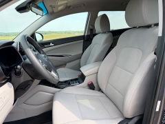 Used 2019  Hyundai Tucson 4d SUV AWD SE at Rooster Auto Sales near Vinton&comma; IA