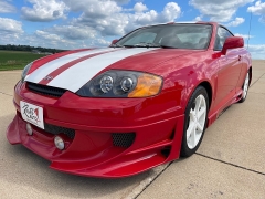 Used 2004 Hyundai Tiburon 2d Coupe GT SE Auto at Rooster Auto Sales near Vinton, IA