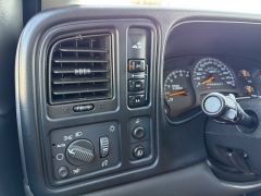 Used 2006  Chevrolet Silverado 2500 4WD Crew Cab HD LS at Rooster Auto Sales near Vinton&comma; IA