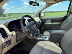Used 2008  Lincoln MKX 4d SUV AWD at Rooster Auto Sales near Vinton&comma; IA