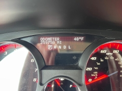 Used 2010  GMC Acadia 4d SUV AWD SLT-1 at Rooster Auto Sales near Vinton&comma; IA