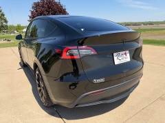 Used 2021  Tesla Model Y Long Range AWD at Rooster Auto Sales near Vinton&comma; IA