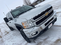 Used 2013  Chevrolet Silverado 2500 4WD Crew Cab LT at Rooster Auto Sales near Vinton, IA