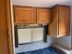 Used 1998 Fleetwood Motorhome at Rooster Auto Sales near Vinton, IA