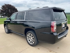 Used 2015 GMC Yukon XL 4d SUV 4WD Denali at Rooster Auto Sales near Vinton, IA