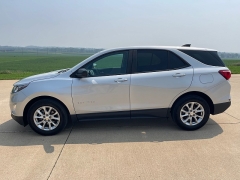 Used 2020 Chevrolet Equinox 4d SUV FWD LS w/1FL at Rooster Auto Sales near Vinton, IA