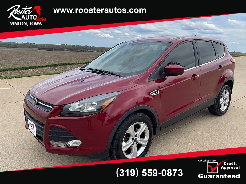 Used 2014  Ford Escape 4d SUV FWD SE at Rooster Auto Sales near Vinton, IA