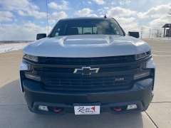 Used 2020  Chevrolet Silverado 1500 4WD Crew Cab LT Trail Boss at Rooster Auto Sales near Vinton&comma; IA