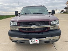Used 2003  Chevrolet Silverado 2500 4WD Crew Cab HD LT at Rooster Auto Sales near Vinton, IA