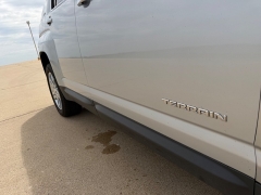 Used 2013  GMC Terrain 4d SUV FWD SLT2 at Rooster Auto Sales near Vinton&comma; IA