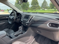 Used 2020 Chevrolet Equinox 4d SUV FWD LS w/1FL at Rooster Auto Sales near Vinton, IA