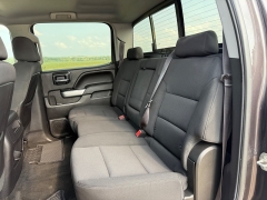Used 2015  Chevrolet Silverado 1500 4WD Crew Cab LT Z71 at Rooster Auto Sales near Vinton&comma; IA