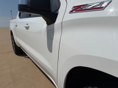 Used 2021  Chevrolet Silverado 1500 4WD Crew Cab 147" LT at Rooster Auto Sales near Vinton&comma; IA