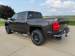 Used 2015  Chevrolet Silverado 1500 4WD Crew Cab LT Z71 at Rooster Auto Sales near Vinton&comma; IA