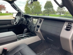 Used 2015 Ford Expedition 4d SUV 4WD Limited at Rooster Auto Sales near Vinton, IA