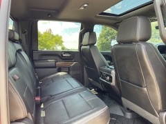 Used 2020 Chevrolet Silverado 2500 4WD Crew Cab High Country Dsl at Rooster Auto Sales near Vinton, IA