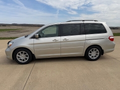 Used 2006  Honda Odyssey 5d Wagon Touring RES & Nav at Rooster Auto Sales near Vinton&comma; IA