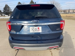 Used 2017  Ford Explorer 4d SUV 4WD XLT at Rooster Auto Sales near Vinton&comma; IA
