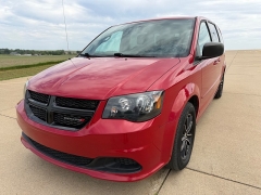 Used 2015  Dodge Grand Caravan 4d Wagon SE at Rooster Auto Sales near Vinton&comma; IA