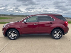 Used 2017 Chevrolet Equinox 4d SUV AWD Premier at Rooster Auto Sales near Vinton, IA