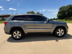 Used 2011  Jeep Grand Cherokee 4d SUV 4WD Limited at Rooster Auto Sales near Vinton&comma; IA