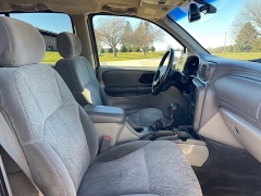 Used 2003  Chevrolet Trailblazer EXT 4d SUV 4WD LT at Rooster Auto Sales near Vinton, IA