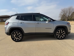 Used 2018  Jeep Compass 4d SUV 4WD Limited at Rooster Auto Sales near Vinton&comma; IA
