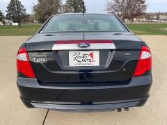 Used 2012  Ford Fusion 4d Sedan SEL at Rooster Auto Sales near Vinton, IA