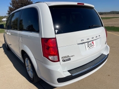 Used 2019 Dodge Grand Caravan 4d Wagon SXT at Rooster Auto Sales near Vinton, IA