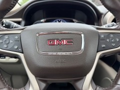 Used 2017  GMC Acadia 4d SUV AWD Denali at Rooster Auto Sales near Vinton&comma; IA