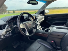 Used 2015 GMC Yukon XL 4d SUV 4WD SLT at Rooster Auto Sales near Vinton, IA