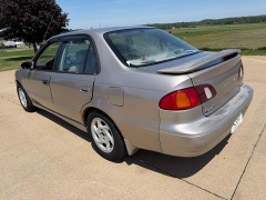 Used 1998  Toyota Corolla 4d Sedan LE AT at Rooster Auto Sales near Vinton&comma; IA