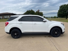 Used 2017 Chevrolet Equinox 4d SUV AWD LT at Rooster Auto Sales near Vinton, IA