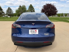 Used 2023  Tesla Model Y Performance AWD at Rooster Auto Sales near Vinton&comma; IA