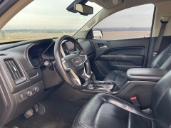 Used 2015  GMC Canyon 4WD Crew Cab SLT at Rooster Auto Sales near Vinton&comma; IA