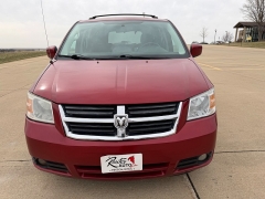 Used 2010  Dodge Grand Caravan 4dr Wgn SXT at Rooster Auto Sales near Vinton&comma; IA