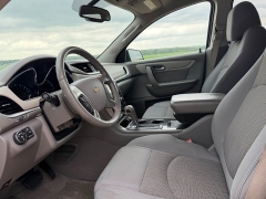 Used 2013  Chevrolet Traverse 4d SUV FWD LT2 at Rooster Auto Sales near Vinton&comma; IA