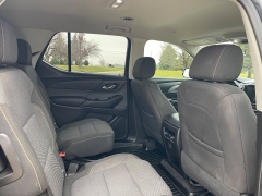 Used 2019  Chevrolet Traverse 4d SUV FWD LT Cloth w/1LT at Rooster Auto Sales near Vinton, IA