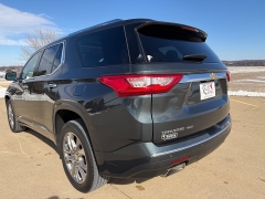 Used 2018  Chevrolet Traverse 4d SUV AWD Premier at Rooster Auto Sales near Vinton&comma; IA